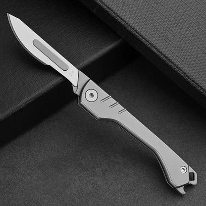 BladeSwift - Faltbares Skalpell mit 10 austauschbaren Klingen