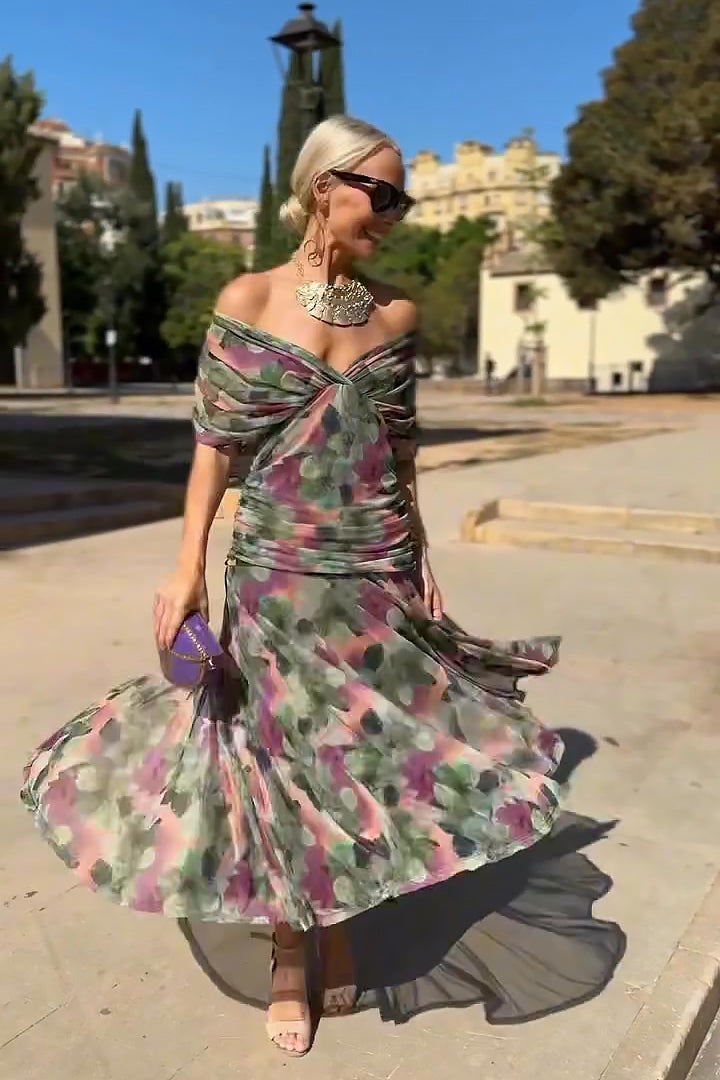 Regina | Graceful Flowing Maxi Dress