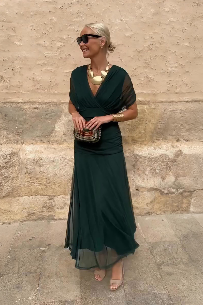 Elowen – Das elegante Midi Kleid für besondere Momente
