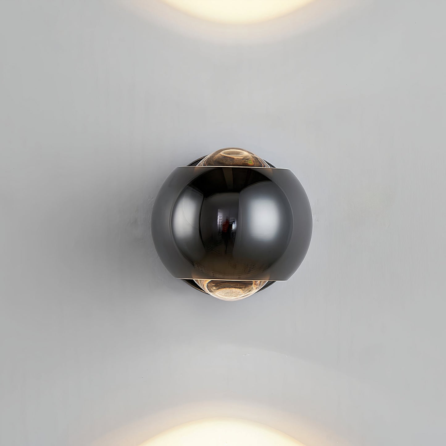 Moderne, drehbare LED-Wandleuchte aus Messing