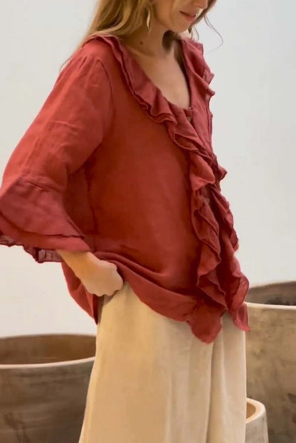 Blusa com decote em V e mangas franzidas