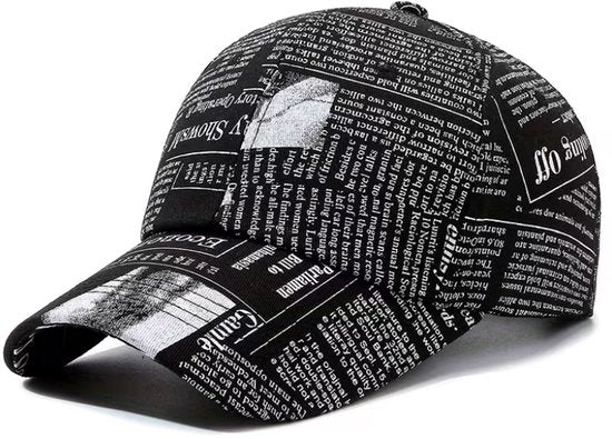 Zwart wit krantenprint baseball pet dames en heren – cap met tekst print en gebogen klep – verstelbare vintage stijl baseball pet – zwarte casual pet met all over print voor dagelijks gebruik