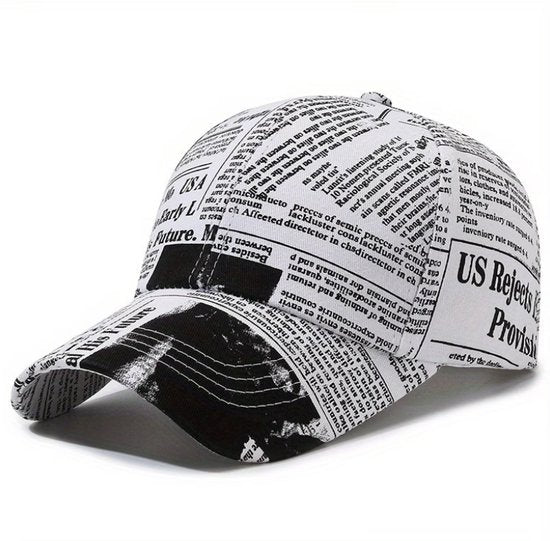 Wit zwart krantenprint baseball pet dames en heren – cap met tekst print en gebogen klep – verstelbare vintage stijl baseball pet – witte casual pet met all over print voor dagelijks gebruik