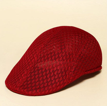 Bordeauxrode mesh flat cap heren en dames – ademende retro pet met lichtgewicht design – Koreaanse stijl forward cap met gebogen vorm voor outdoor en dagelijks gebruik
