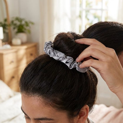 Set van 6 scrunchies dames – zachte stof haar elastiekjes – rimpel design – diverse neutrale kleuren – geschikt voor dagelijks gebruik – 6 stuks