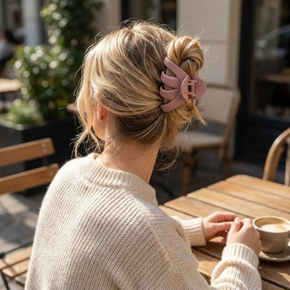 Haarclips set 4 stuks – matte ronde haar klemmen met brede gebogen tanden – stevige kunststof haaraccessoires in groen, bruin, paars en rood voor dames