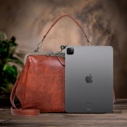 LORELEI - Elegant vintage handbag with timeless charm