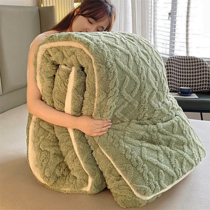 CloudSnug Comforter