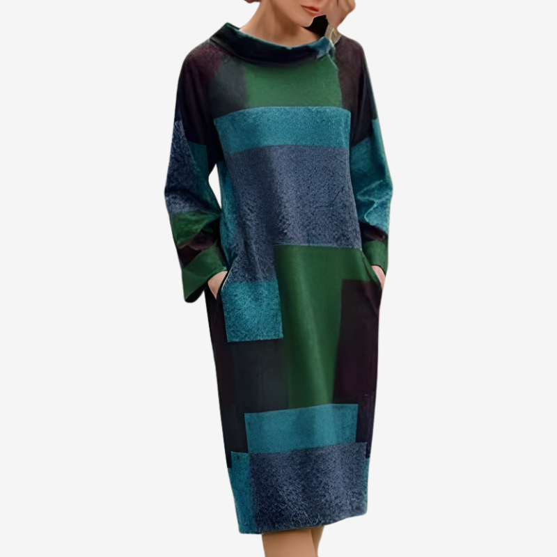 Zola - Long sleeve sweater dress with side pockets