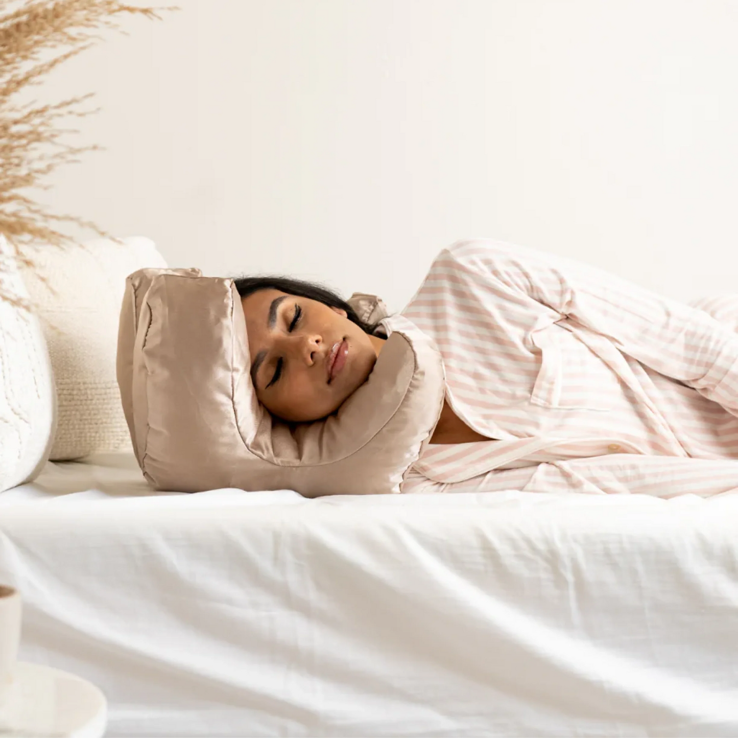 Beauty Sleep Pillow™ + FREE SATIN PILLOWCASE