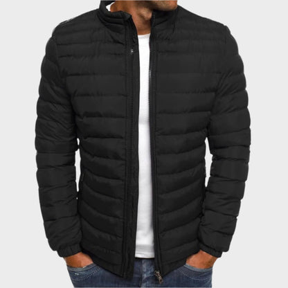 La chaqueta Mitchel — sofisticación ligera para el preverano y más allá.