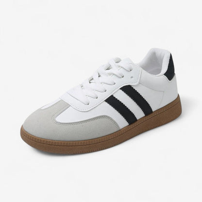 Katherine – Sneakers met Vetersluiting en Ronde Neus en slip on ontwerp