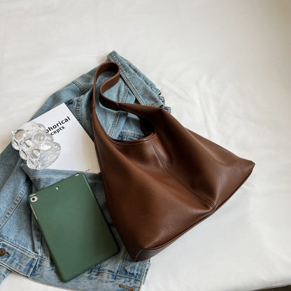 Vegane Leder-Hobo-Tasche mit Schulterriemen