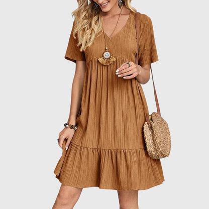 Auri | Elegant Flattering Dress