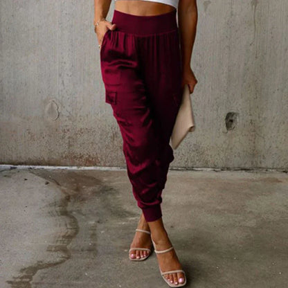 Satin-Jogginghose mit hoher Taille und Taschen