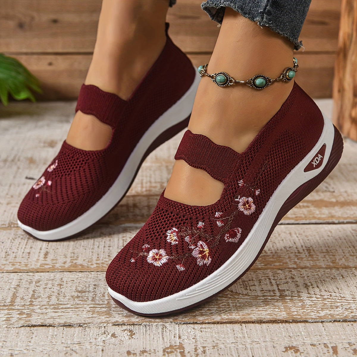 Velaryn™ – Ergonomic Comfort Shoes (Free Insoles Included)