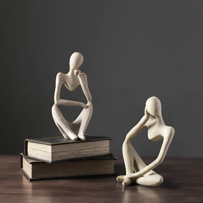 Elarin | Abstracte sculptuur van een nadenkend mens