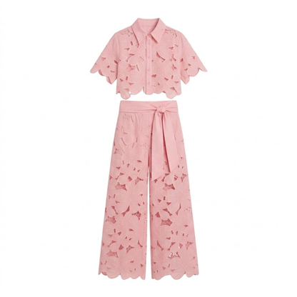 Ensemble Deux Pièces Femme avec Haut Court en Dentelle et Pantalon Large