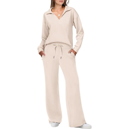 Chic Women's V-Neck Two-Piece Set with Relaxed-Fit Pants | Modern