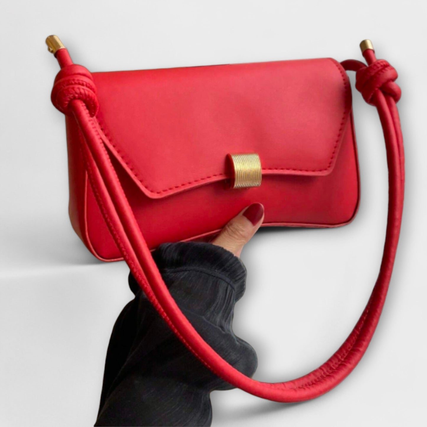 Sianna | Elegant Discovery Purse