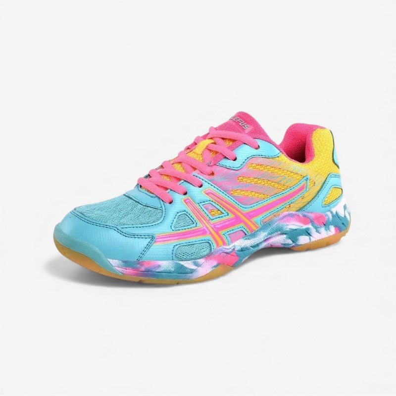 StrideFlex – Sneakers with Adjustable Laces & Round Toe