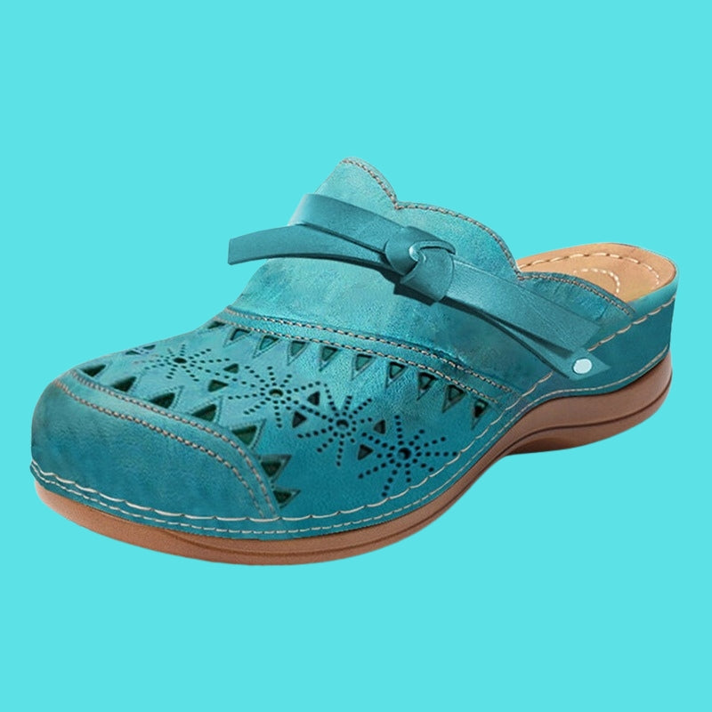Nicholle - Mules Piatte Con Tacco a Punta Arco Cavo