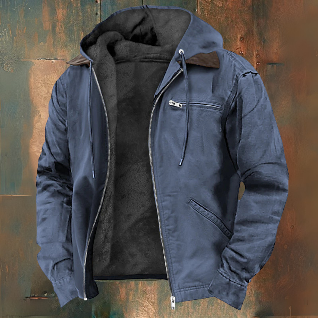 Veste à capuche bleue pour homme, doublée en fourrure, avec fermeture éclair et poches zippées, idéale pour l'hiver et les activités extérieures.