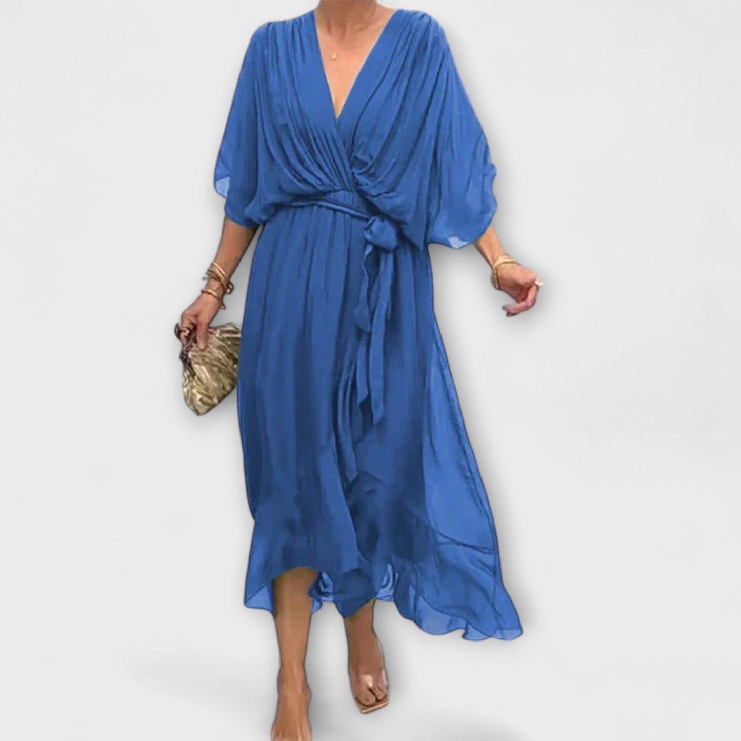 Amoura - V-kaula-chiffon-mekko