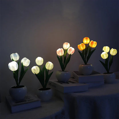 Tulpen-LED-Tischlampe im Keramiktopf – Warmes Dekorlicht