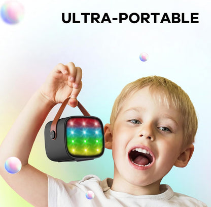 Hordozható Mini Karaoke Gépe Bluetooth Hangszóróval és 2 Vezeték nélküli Mikrofonnal – Veylo