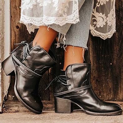 Stilvolle Leder Damen Stiefeletten - Celeste