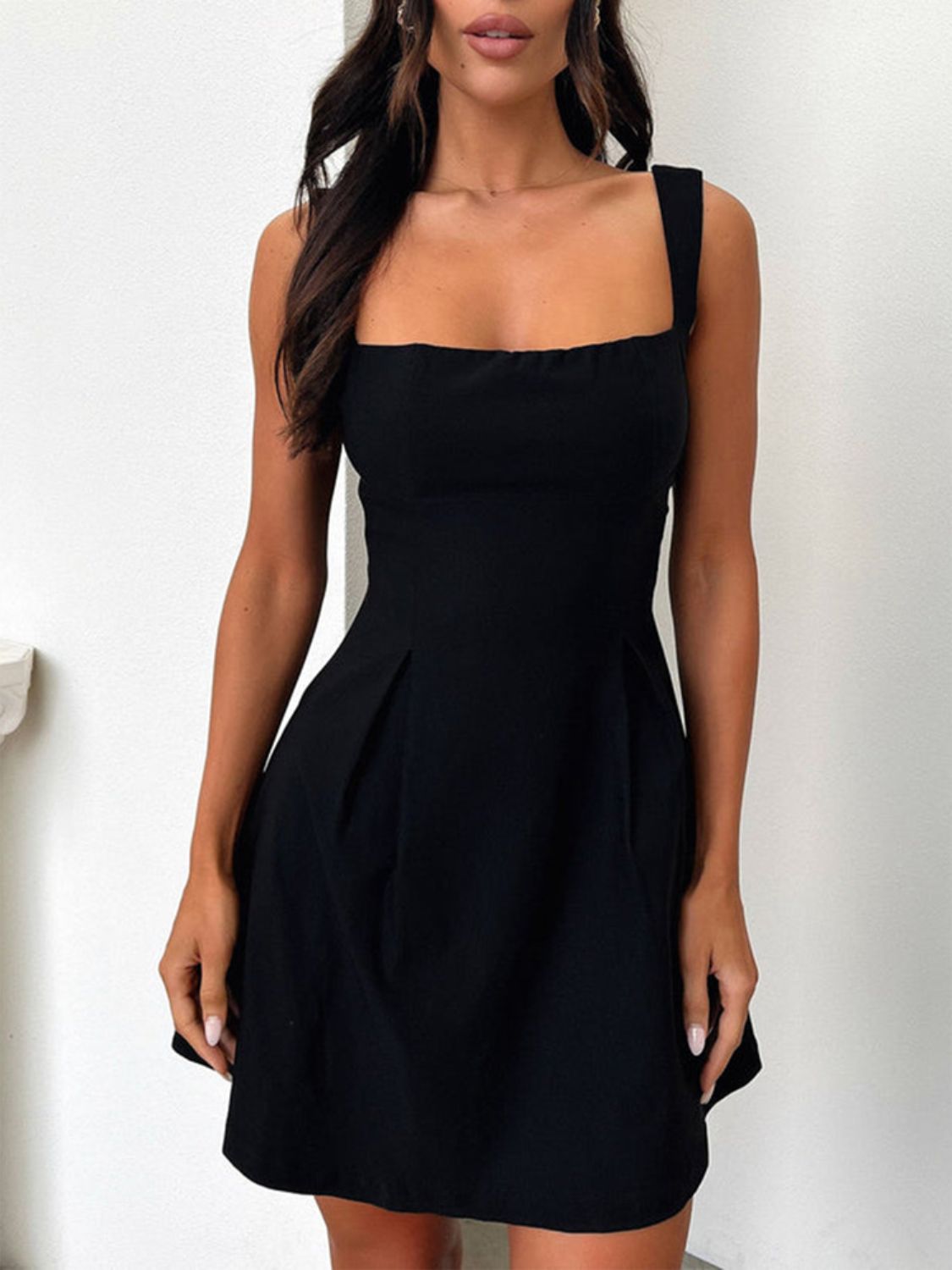 Emma - Robe de soirée mini élégante - Décolleté carré - Nœud