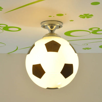PlayGlow – LED-plafondlamp met kleurrijk voetbalmotief