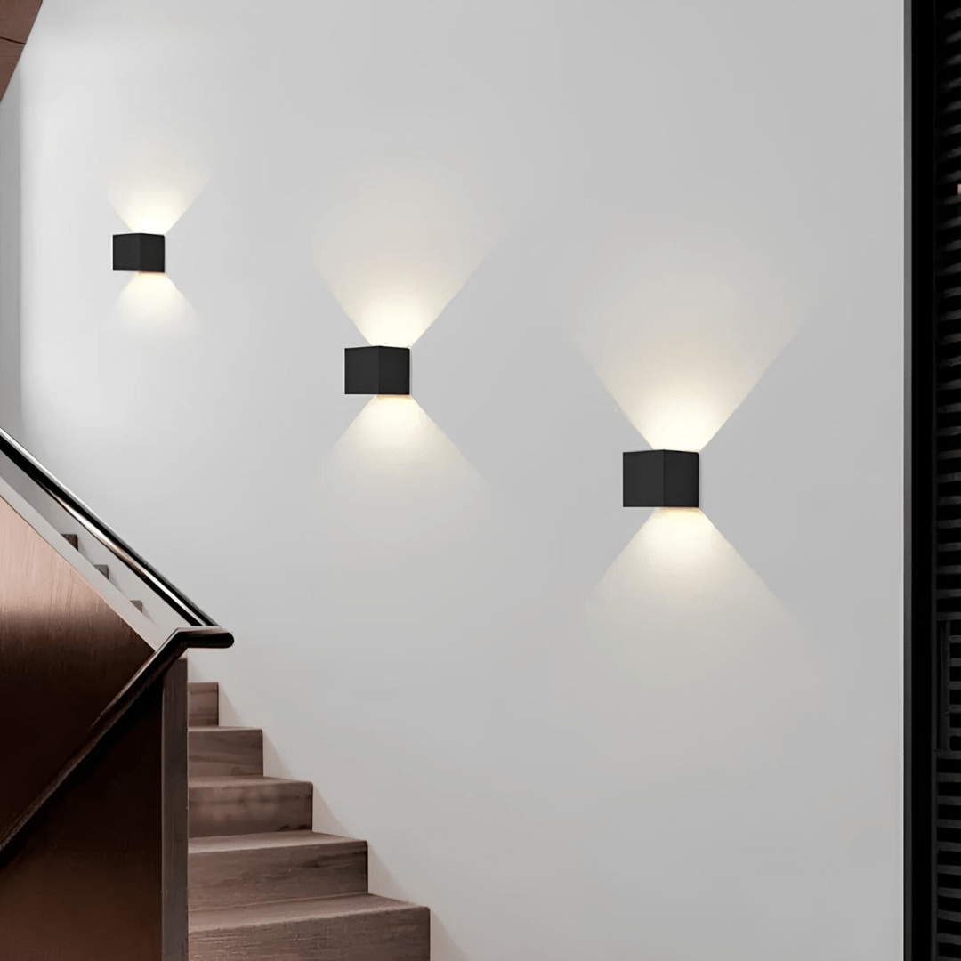 Celestis™ kabellose quadratische Wandleuchte