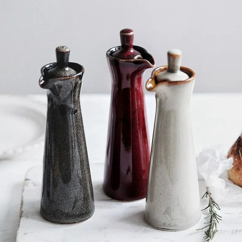 Stijlvolle Keramische Olie Dispenser met Druppelvrije Tuit voor Keuken en Tafel