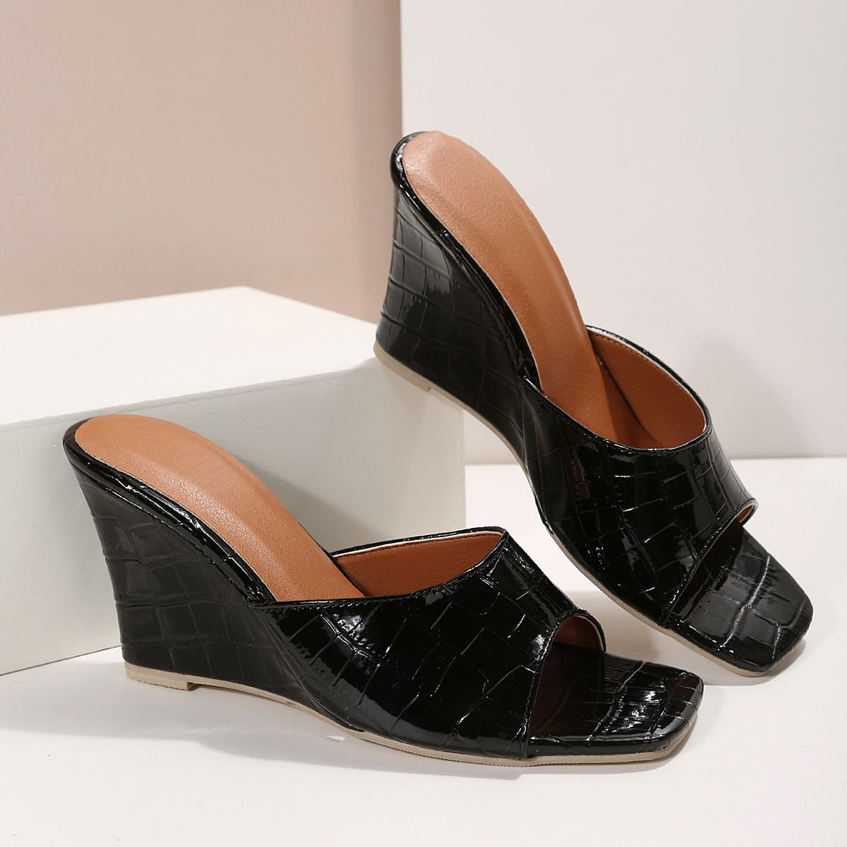 Women's Leather Wedge Cushioned Shoes