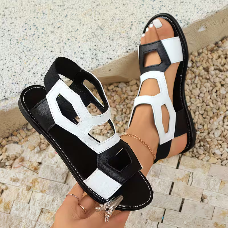 Marlae | Sommerschuhe mit kontrastierenden Riemen