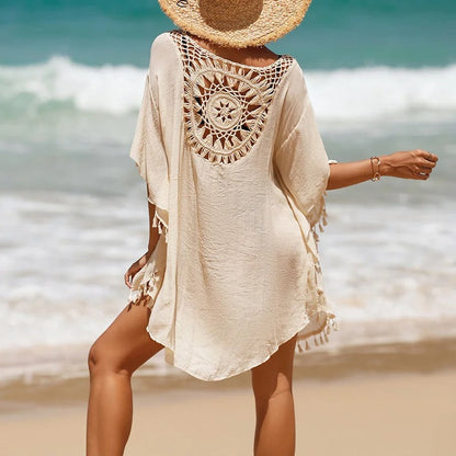 Boho-Strandkleid mit Häkelmuster