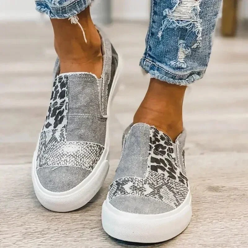Layla – Baskets tendance à enfiler avec imprimé léopard et design élégant