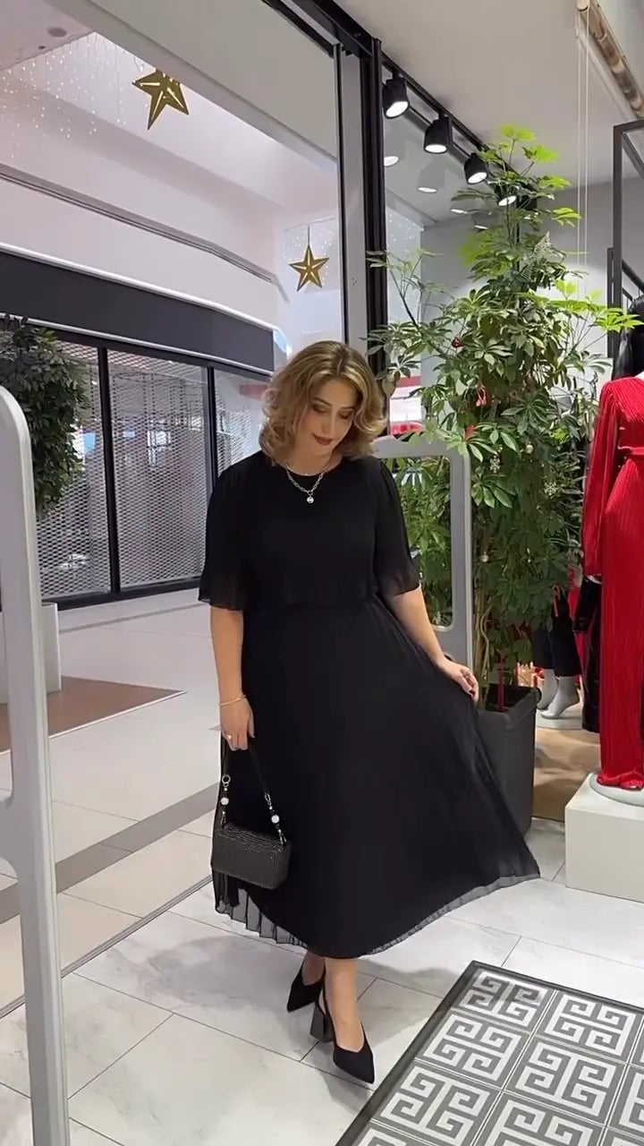 Jadrana - Un Abito Elegante e Comodo