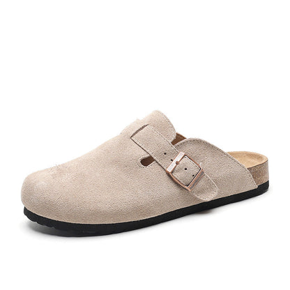 Chanclas francesas de estilo retro, confeccionadas en piel auténtica y con la punta cerrada.