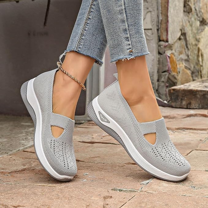 Buty damskie wsuwane sportowe | z siateczką i grubą podeszwą
