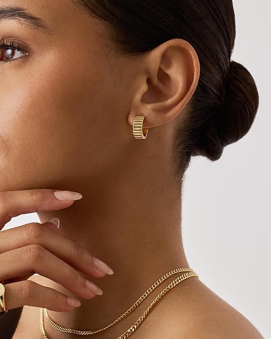 Divifa Ridge Earrings in Gold-Plated stainless steel