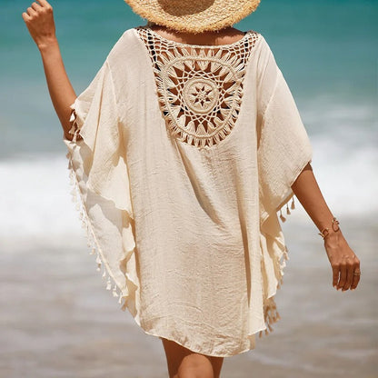 Boho-Strandkleid mit Häkelmuster