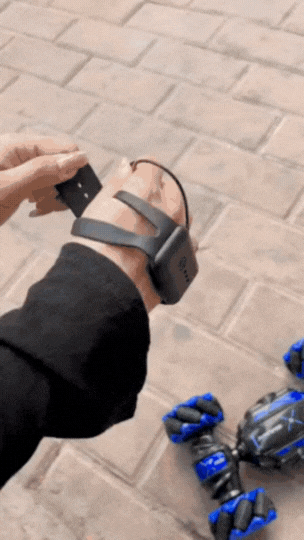 StormRacer DualControl™ – De stuntauto die reageert op elke handbeweging