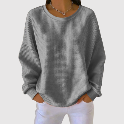 Amelia – Ležérní dámský oversize svetr s výstřihem do V