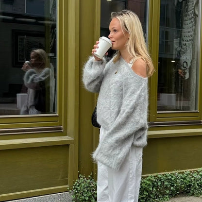Emma - Long sleeve off shoulder sweater with crew neck