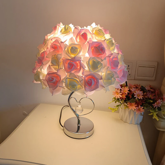 Celestria Valea | Romantische LED Tischleuchte mit Stoffschirm