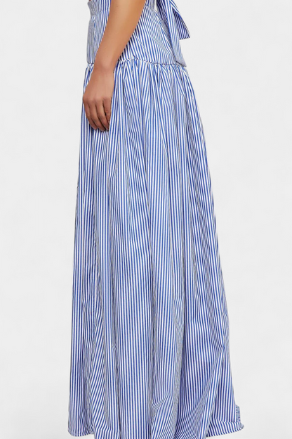 Ippolita – Conjunto de camisa y falda que irradia sofisticación