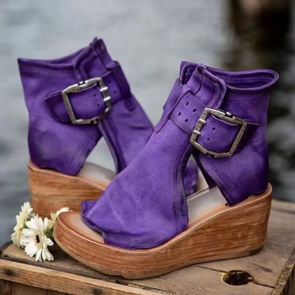 Kyvera – Retro Buckle Wedge Sandals